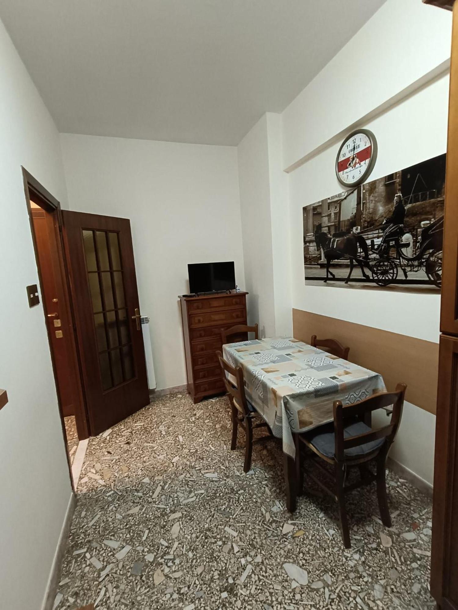 A Casa Di Lò Roma Exterior foto